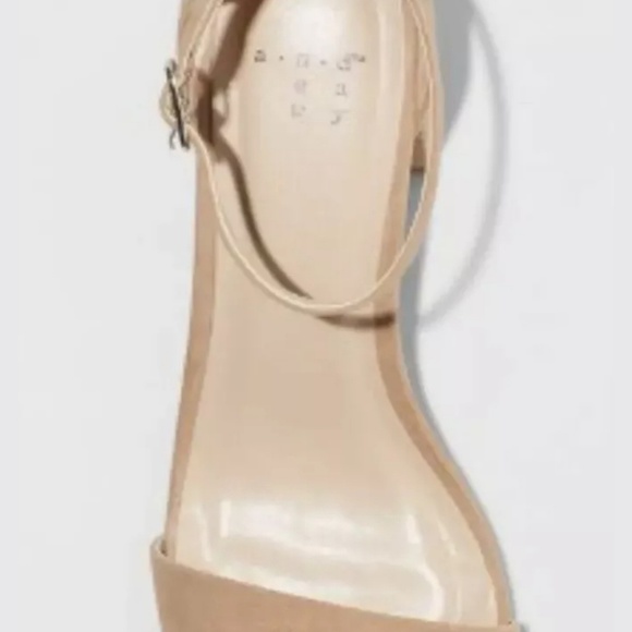 NWT A New Day Taupe Block Heels 12 New In Box - Picture 3 of 5